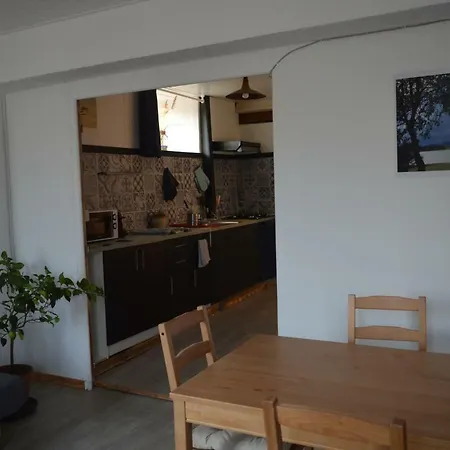 El Roble Apartment *